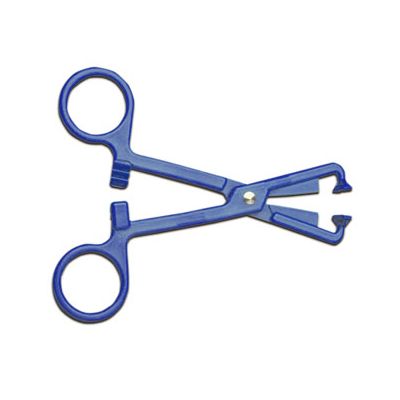 AMG 620-890 - All Purpose Macbick 5.25" Blue Plastic Scissor Clamp, Non-Sterile, PK 50